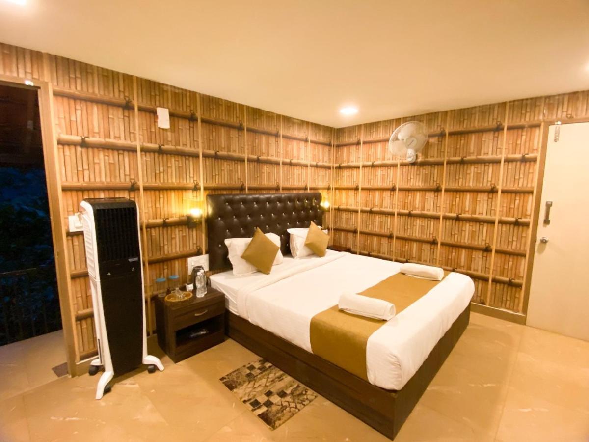 Misty Rain Estate Hotel Madikeri Exterior photo